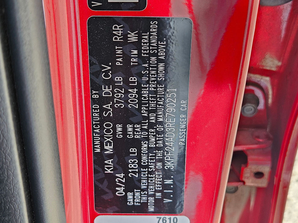 Thumbnail: 2024 Kia Forte - 14