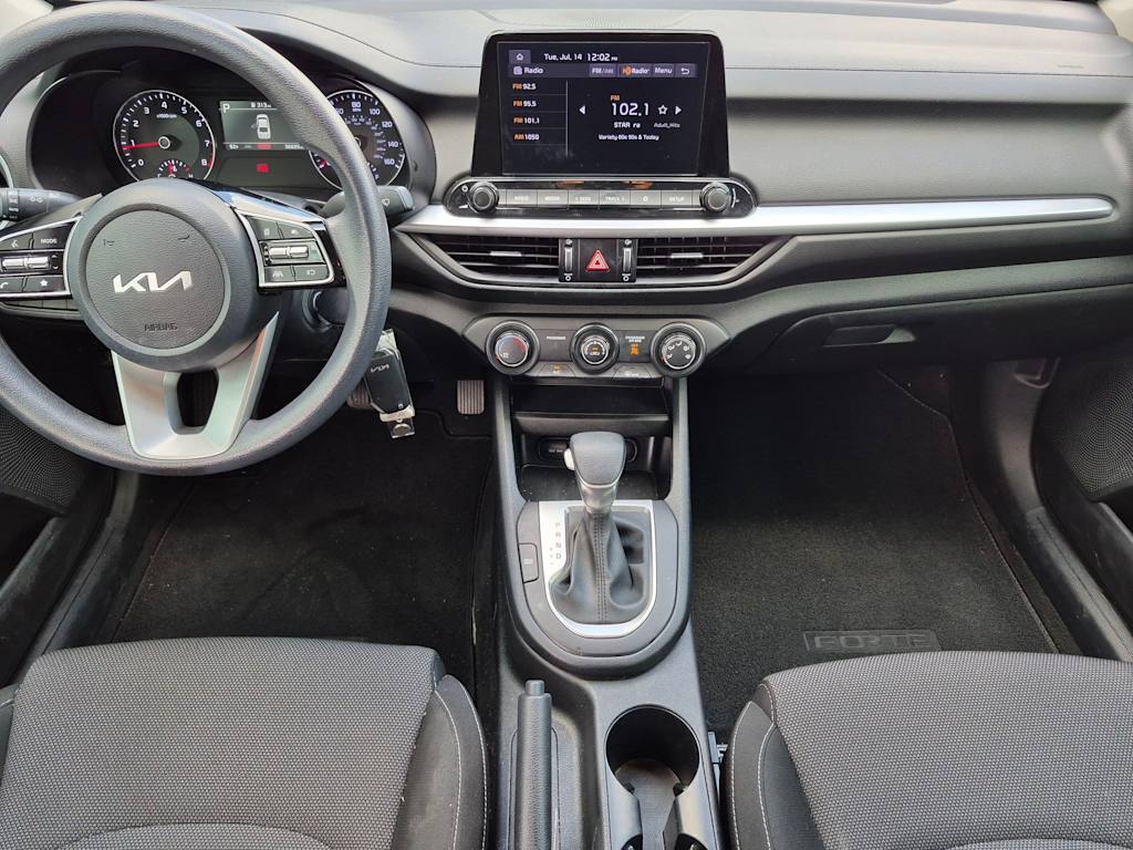 Thumbnail: 2024 Kia Forte - 8