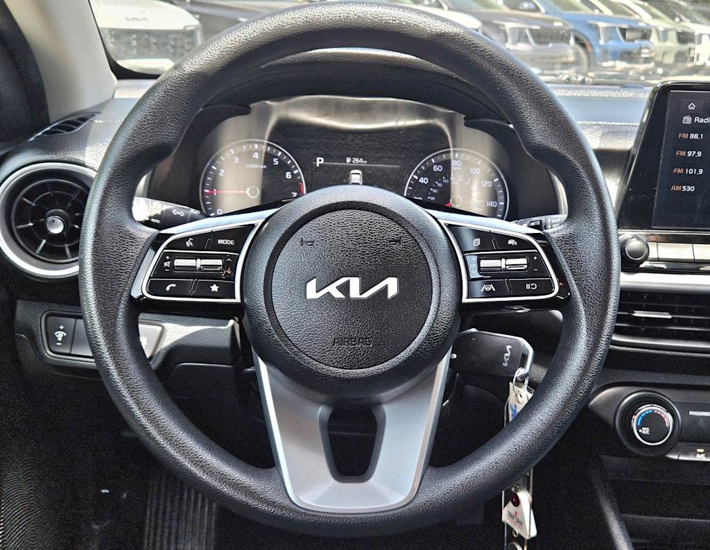 Thumbnail: 2024 Kia Forte - 13