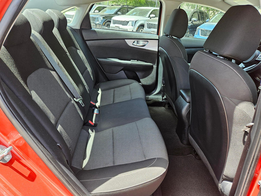 Thumbnail: 2024 Kia Forte - 28