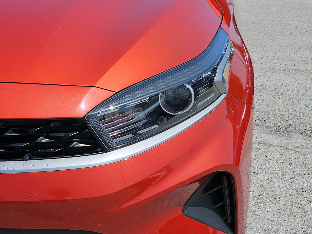 Thumbnail: 2024 Kia Forte - 25