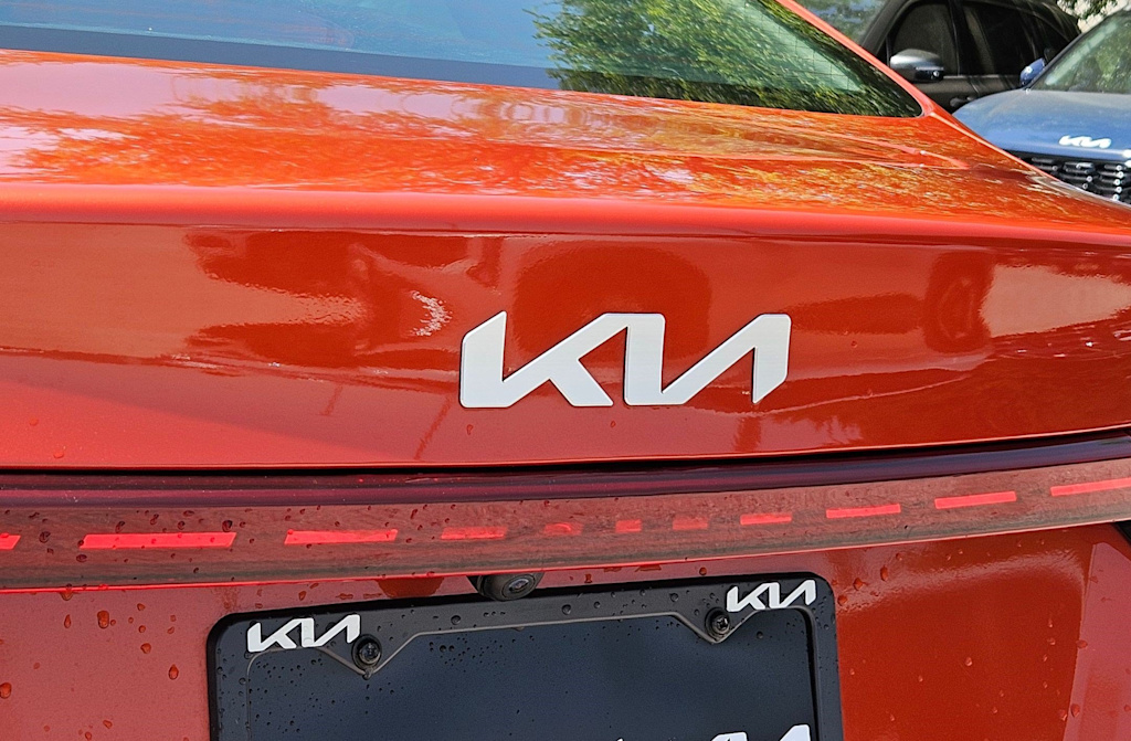 Thumbnail: 2024 Kia Forte - 7