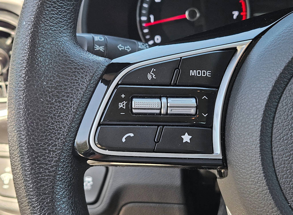 Thumbnail: 2024 Kia Forte - 32