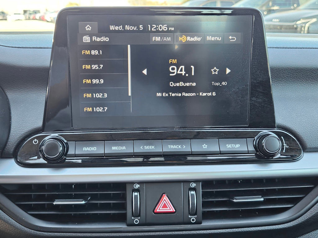 Thumbnail: 2024 Kia Forte - 16