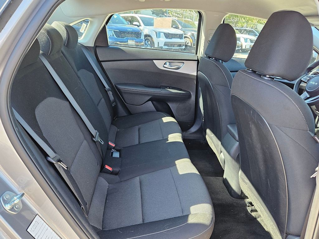 Thumbnail: 2024 Kia Forte - 29