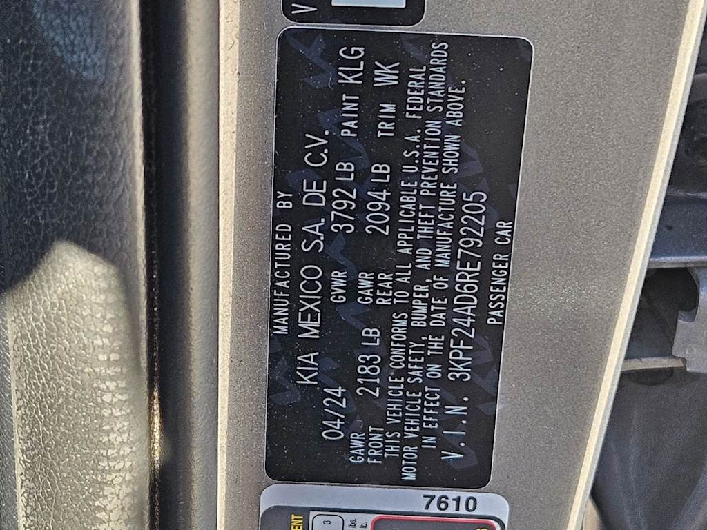 Thumbnail: 2024 Kia Forte - 21