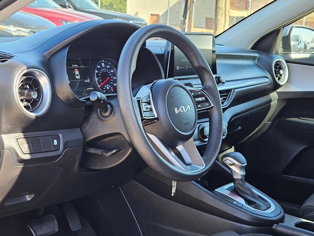 Thumbnail: 2024 Kia Forte - 2