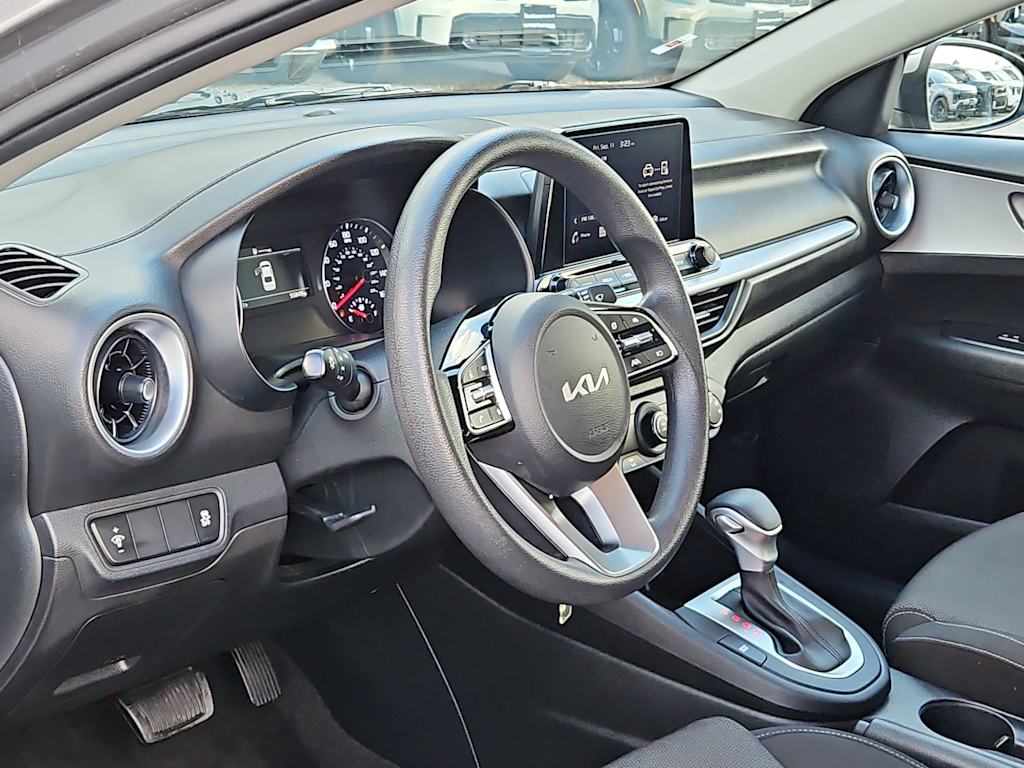 Thumbnail: 2024 Kia Forte - 2
