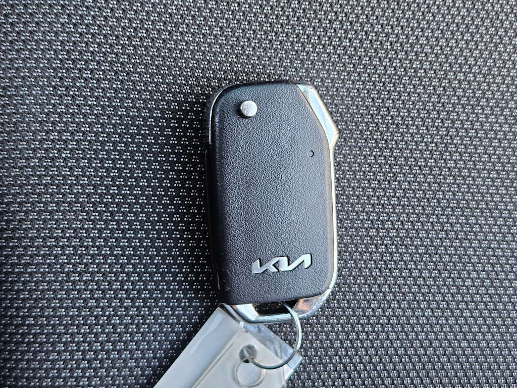 Thumbnail: 2023 Kia Forte - 14