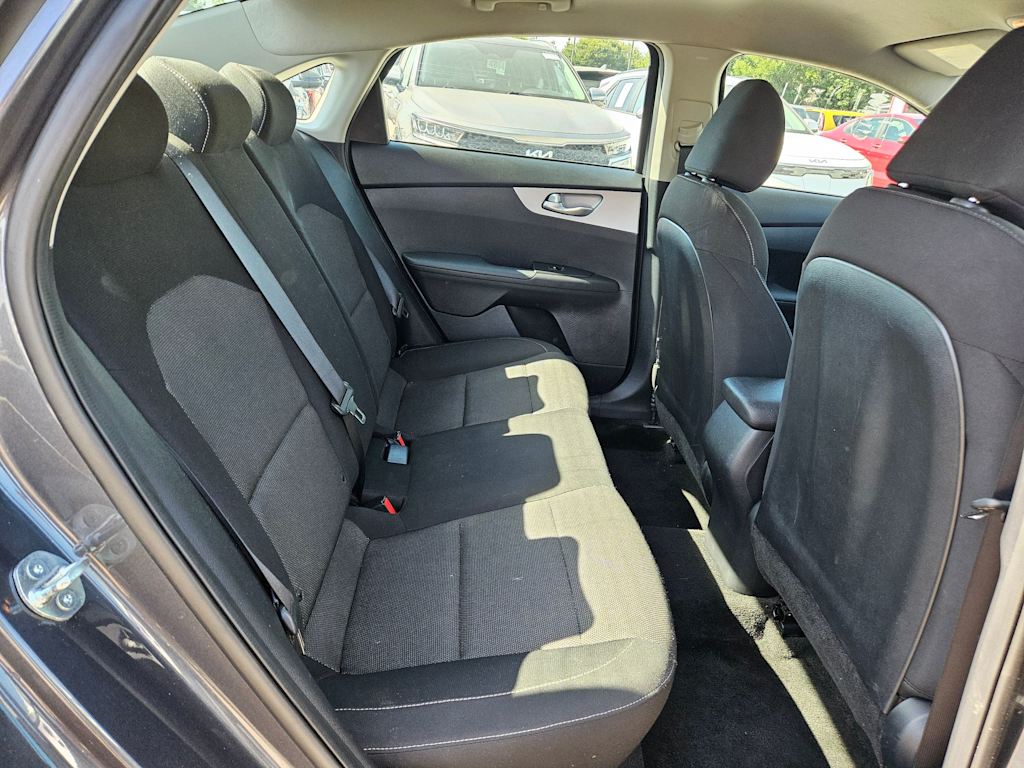 Thumbnail: 2024 Kia Forte - 25