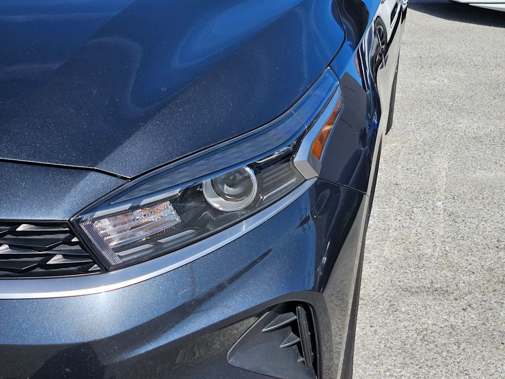 Thumbnail: 2024 Kia Forte - 22