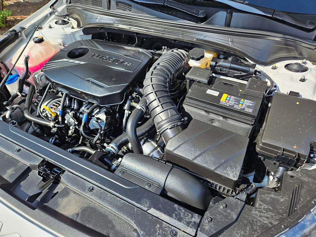 Thumbnail: 2023 Kia Forte - 9