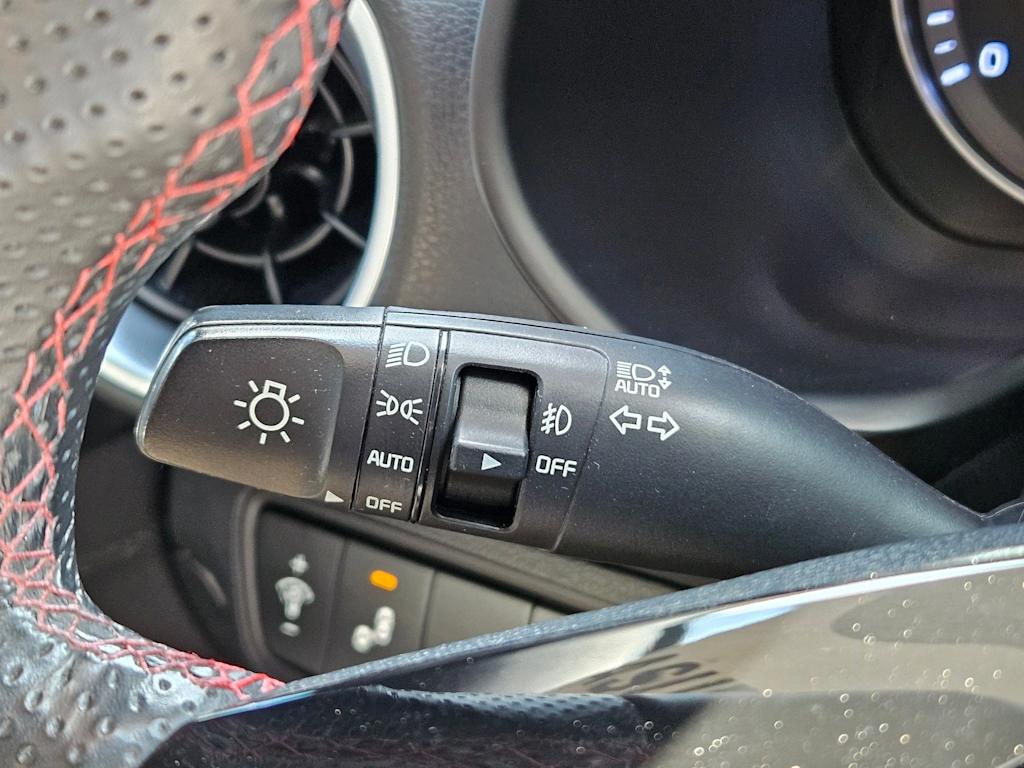 Thumbnail: 2023 Kia Forte - 16