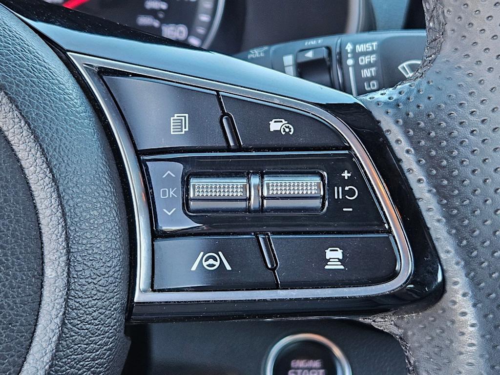 Thumbnail: 2023 Kia Forte - 19