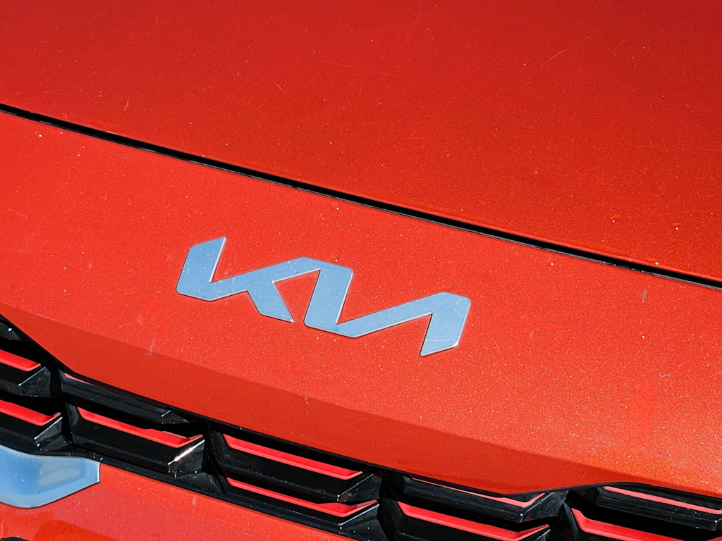 Thumbnail: 2023 Kia Forte - 17