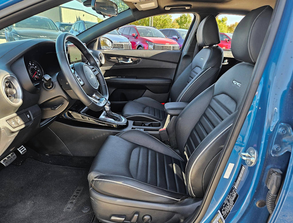 Thumbnail: 2024 Kia Forte - 11