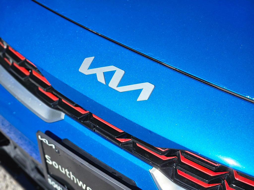 Thumbnail: 2024 Kia Forte - 7