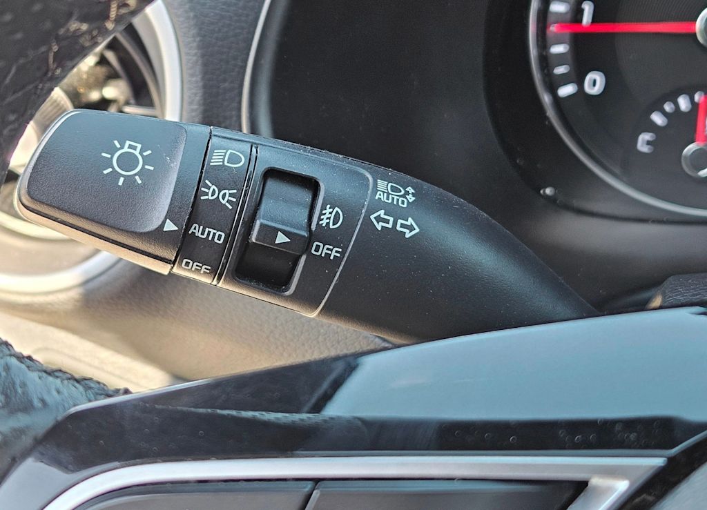 Thumbnail: 2024 Kia Forte - 32