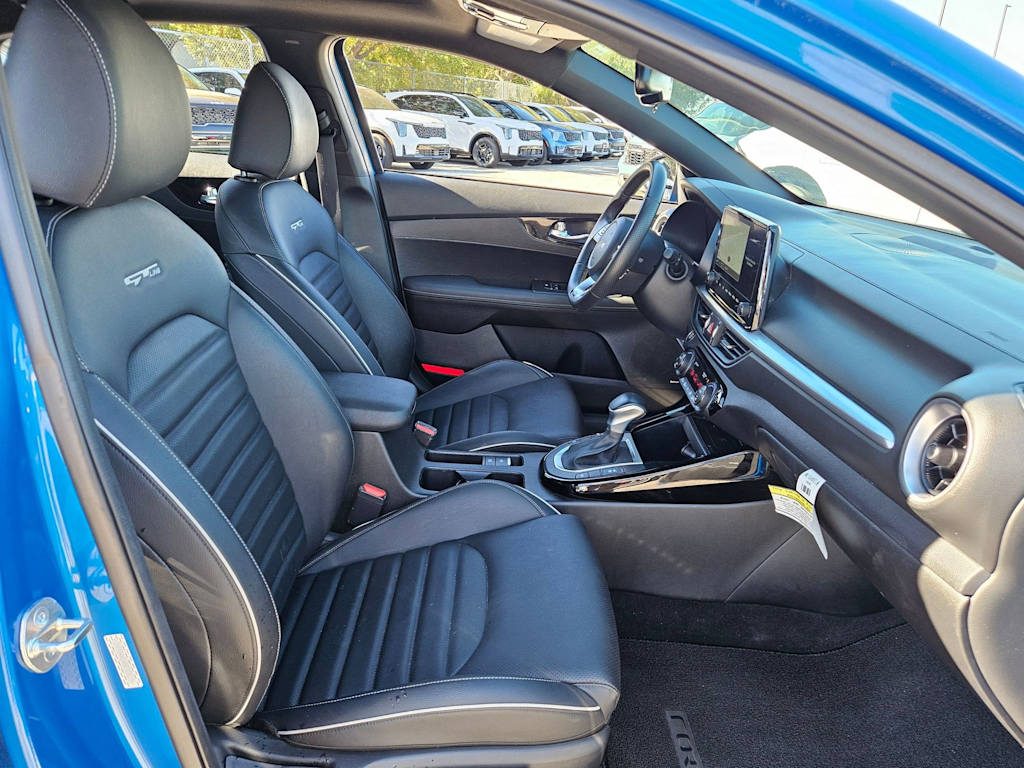 Thumbnail: 2024 Kia Forte - 12