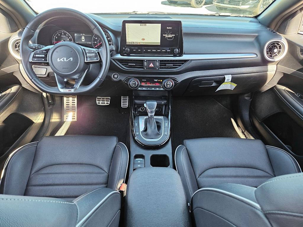 Thumbnail: 2024 Kia Forte - 10