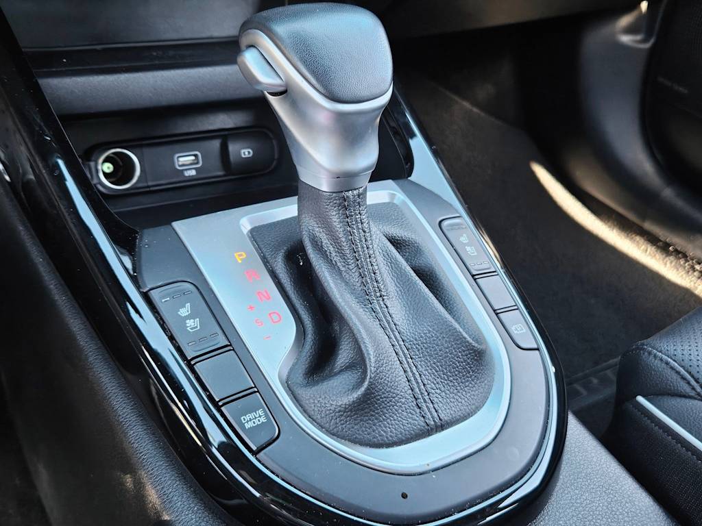 Thumbnail: 2024 Kia Forte - 16