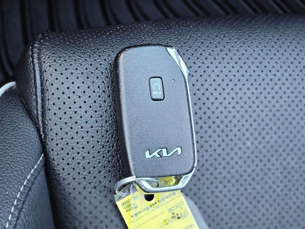 Thumbnail: 2024 Kia Forte - 19