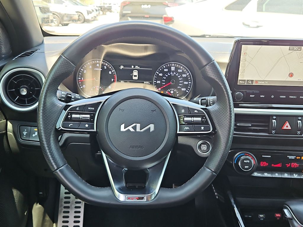 Thumbnail: 2024 Kia Forte - 9