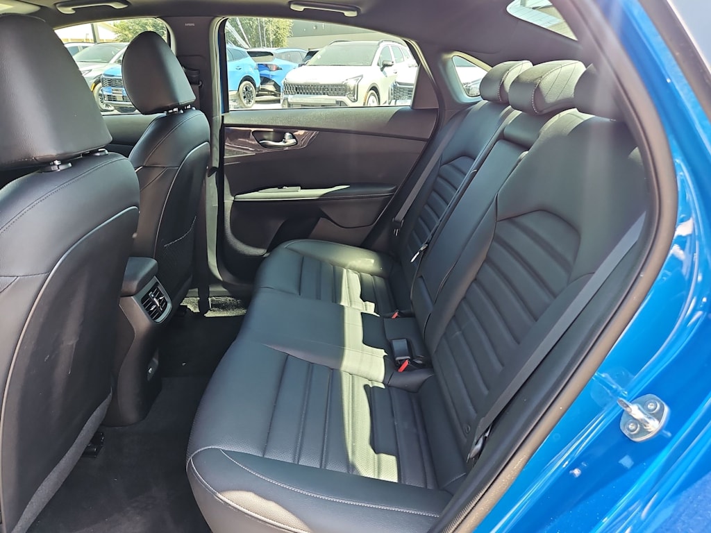 Thumbnail: 2024 Kia Forte - 21