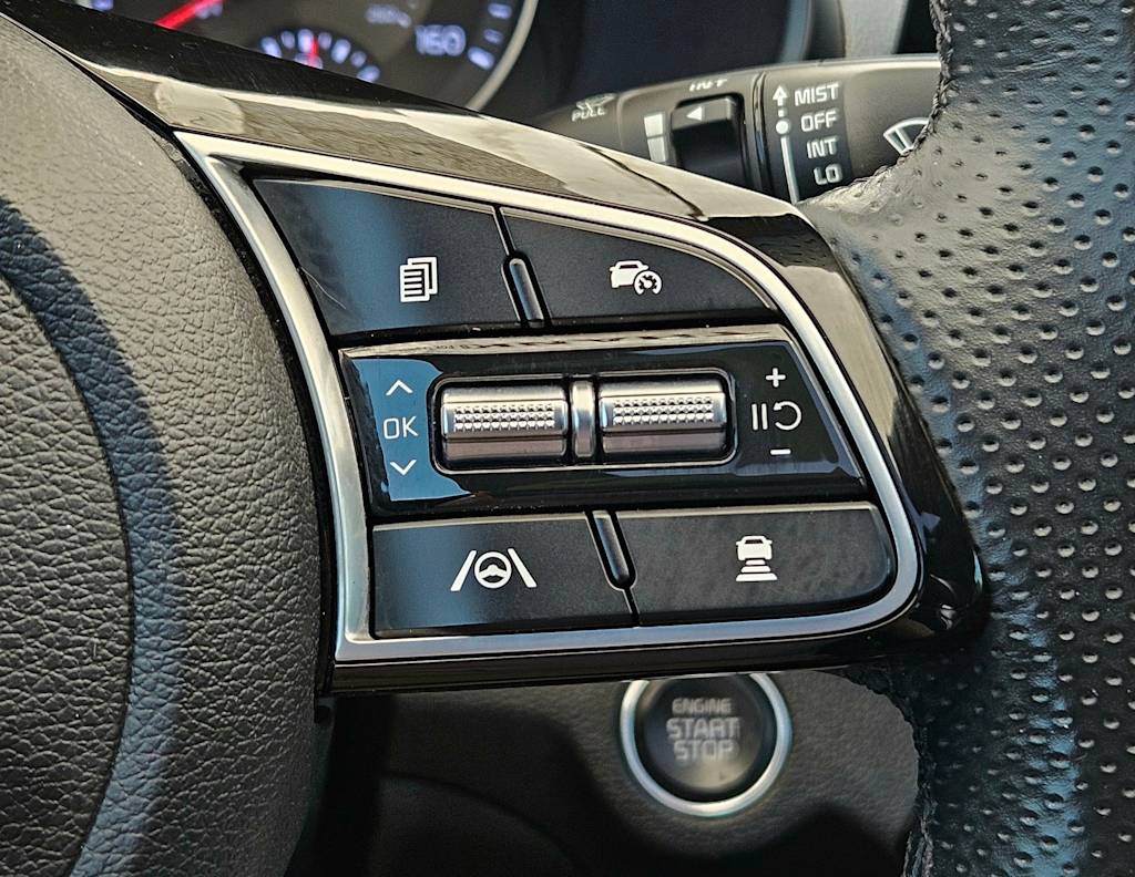 Thumbnail: 2023 Kia Forte - 19