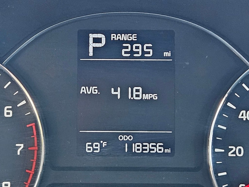 Thumbnail: 2018 Kia Forte - 15