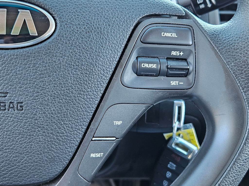 Thumbnail: 2018 Kia Forte - 21