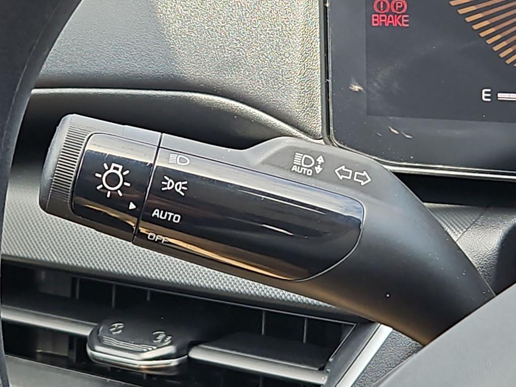 Thumbnail: 2025 Kia K4 - 28