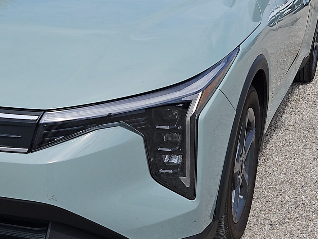 Thumbnail: 2025 Kia K4 - 23