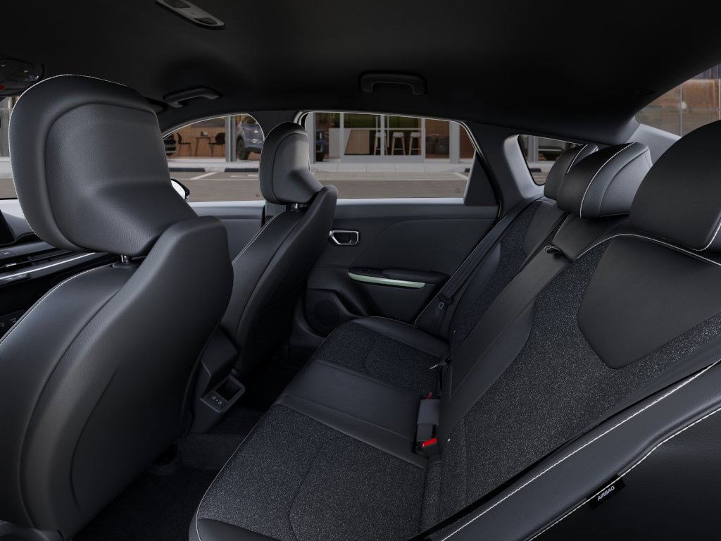 2025 Kia K4 GT-Line 11