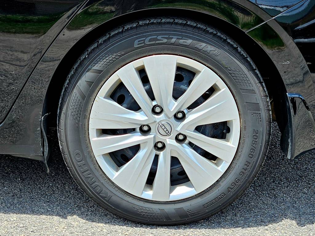 Thumbnail: 2024 Nissan Sentra - 8