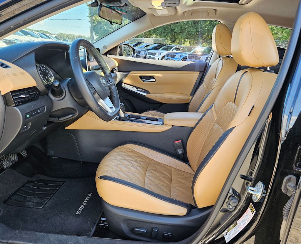 Thumbnail: 2020 Nissan Sentra - 10