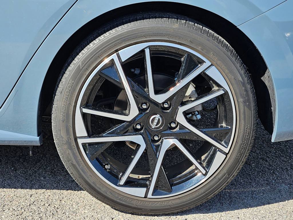 Thumbnail: 2024 Nissan Sentra - 8