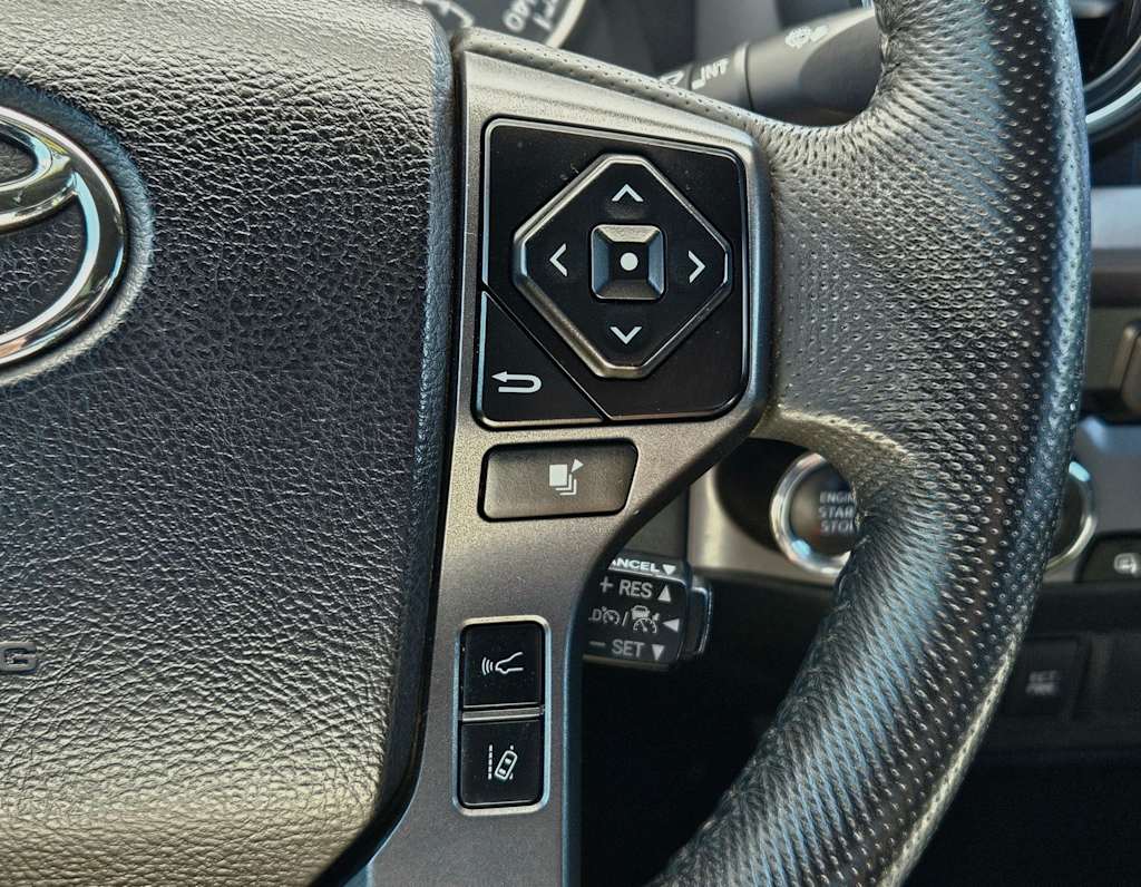 Thumbnail: 2017 Toyota Tacoma - 26
