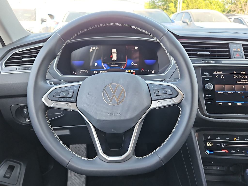 Thumbnail: 2024 Volkswagen Tiguan - 13