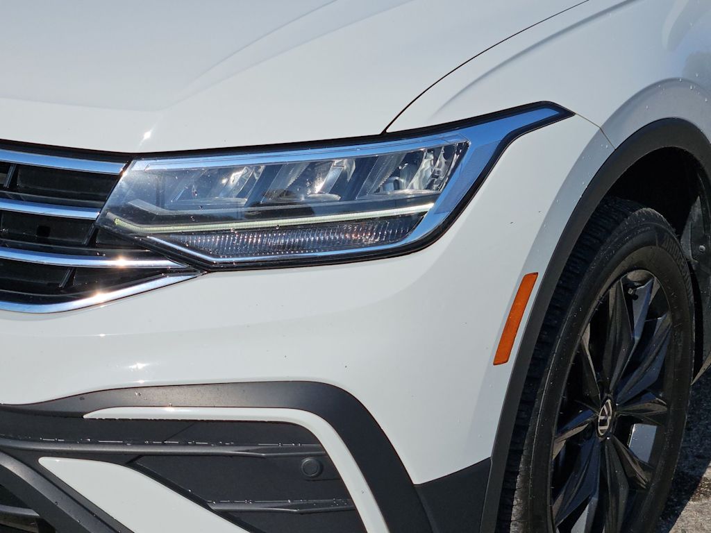 Thumbnail: 2024 Volkswagen Tiguan - 24