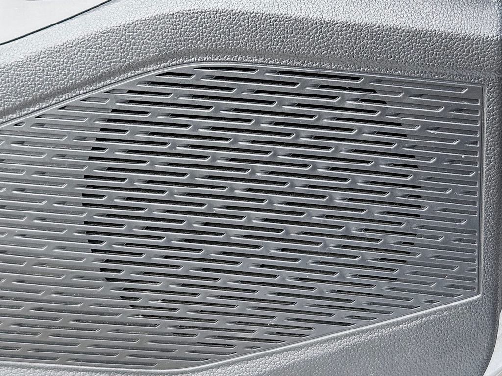 Thumbnail: 2024 Volkswagen Jetta - 32