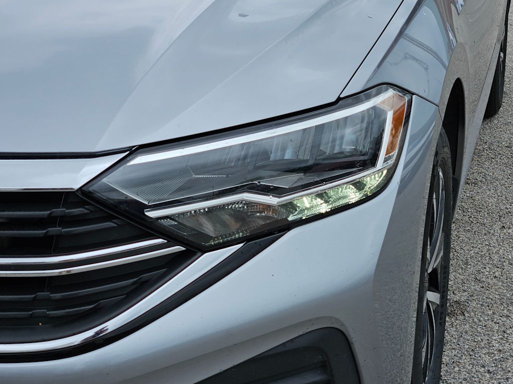 Thumbnail: 2024 Volkswagen Jetta - 24