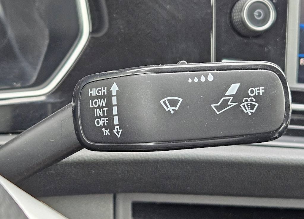 Thumbnail: 2021 Volkswagen Jetta - 27