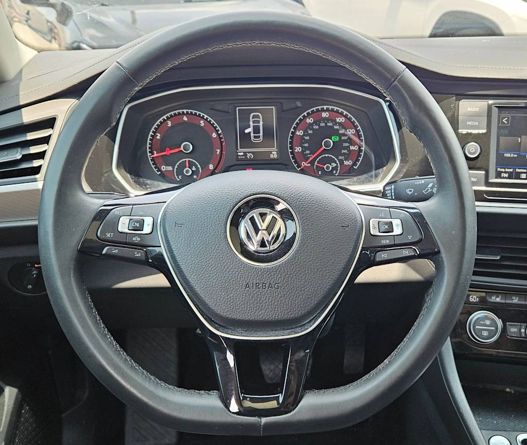 Thumbnail: 2020 Volkswagen Jetta - 9