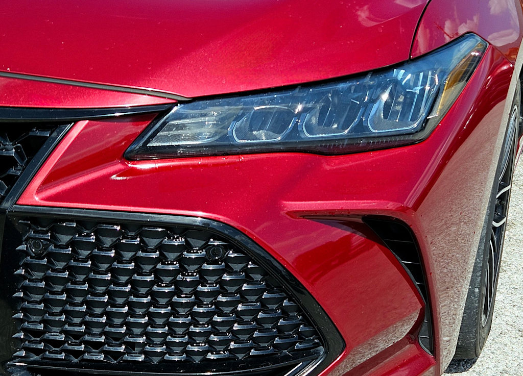 Thumbnail: 2019 Toyota Avalon - 21