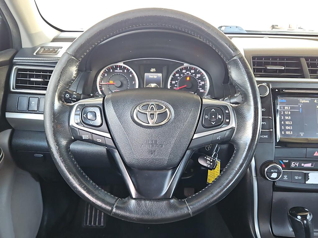 Thumbnail: 2015 Toyota Camry - 8