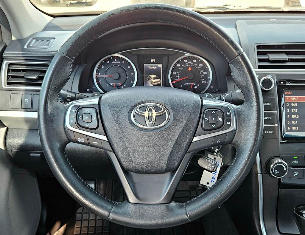 Thumbnail: 2017 Toyota Camry - 9