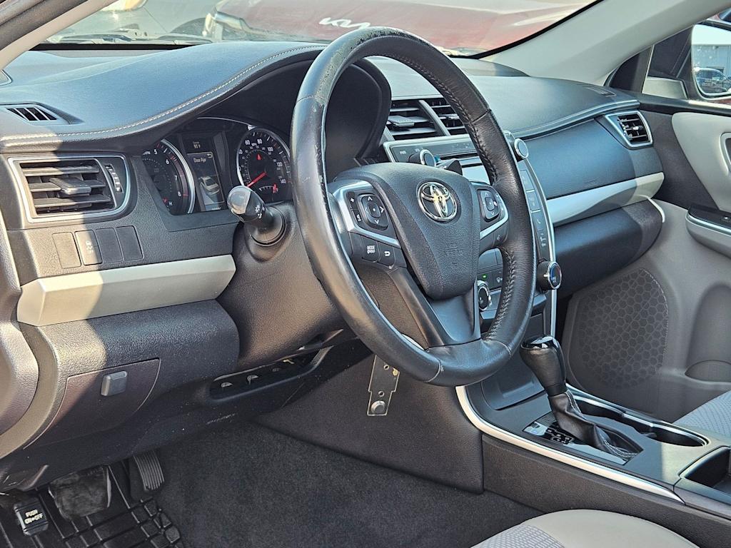 Thumbnail: 2017 Toyota Camry - 2