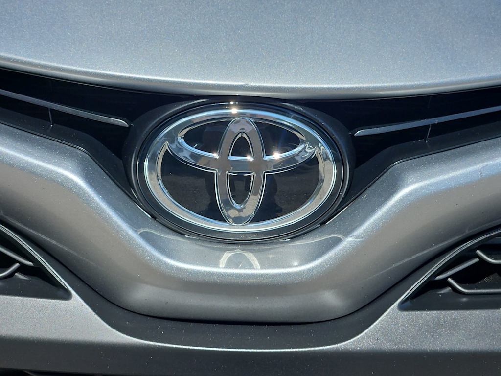 Thumbnail: 2021 Toyota Camry - 7