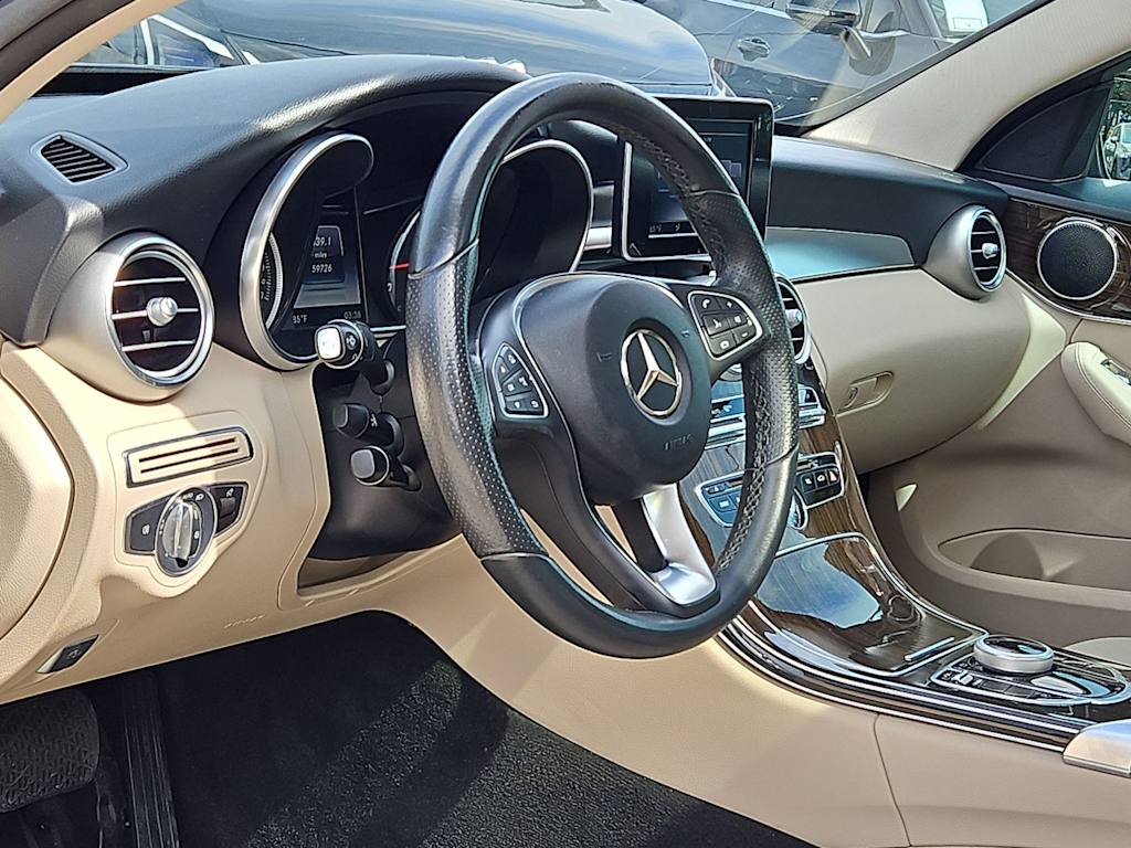 Thumbnail: 2018 Mercedes-Benz C-Class - 2